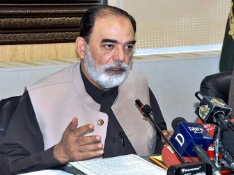 بلوچستان میں خراب سڑکیں بدامنی اور دہشتگردی کی بڑی وجہ ہیں، سینیٹر طلحہ محمود