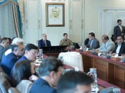 برآمدات بڑھانے کےلیے ملکی و غیرملکی سرمایہ کاروں کو تمام سہولیات دینے کی ہدایت