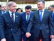 وزیراعظم، آذربائیجان کا 3 روزہ دورہ مکمل کرکے تاجکستان پہنچ گئے