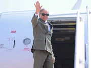 وزیراعظم ملائیشیاء کا دورہ مکمل کرکے وطن پہنچ گئے