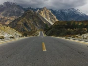 شاہراہ قراقرم کو حقیقت بنانے والے چینی محنت کشوں کا خاموش قبرستان