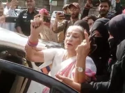 شیما کرمانی کے ساتھ بدسلوکی پر پولیس افسران کے تبادلے، 2 ایس ایچ اوز معطل اور تنزلی