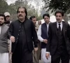 شیر افضل نے گنڈاپور کو بطور وزیراعلیٰ بحال کرنے کیلیے آئینی عدالت میں درخواست دائر کردی