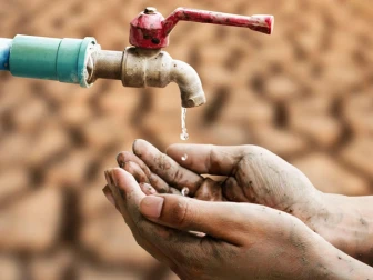 پاکستان کو شدید آبی بحران کا سامنا، 80 فیصد آبادی پینے کے صاف پانی سے محروم، رپورٹ