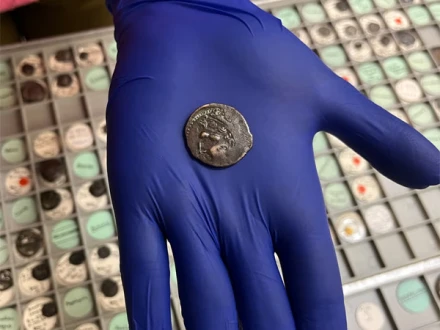 کرائے کیلئے استعمال شدہ سکّہ دو ہزار برس پُرانا نکلا