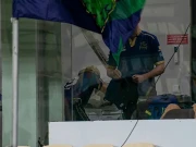 پی ایس ایل: فائنل سے باہر ہونے کا غم، اسمتھ نے غصے میں بیٹ توڑ دیا