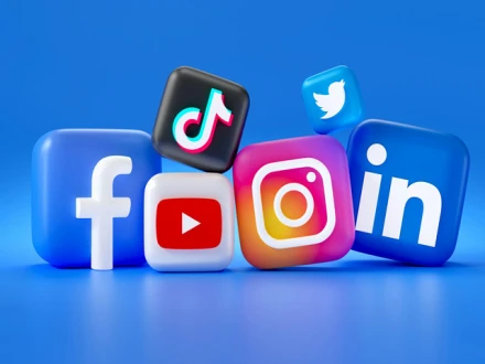 سوشل میڈیا: ہر آواز معتبر نہیں