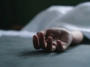 میوزک اسپیکر کیلیے بدبخت بیٹے نے ماں کو اینٹیں مار کر قتل کردیا 