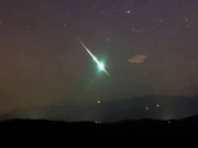  کراچی، آسمان پر شہاب ثاقب کے دلکش مناظر، فضاؤں میں ٹوٹے ہوئے تارے پھیل گئے