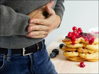 رمضان میں معدے کے مسائل سے بچاؤ کیسے ممکن؟ لیموں اور اناردانہ کا مفید نسخہ