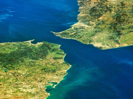 ارضی پلیٹیں ٹکرانے سے آبنائے جبل الطارق ماضی بن جائے گی