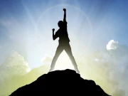 سبزی فروش کے بیٹے کی محنت رنگ لے آئی؛ والدین اور اساتذہ کا سر فخر سے بلند کردیا