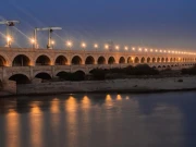 سکھر بیراج پر مرمتی کام کے دوران پانی کا دباؤ بڑھنے سے عارضی بند ٹوٹ گیا، اعلیٰ حکام طلب