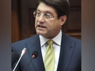 طالبان حکومت میں افغانستان کی معیشت تباہی کے دہانے پر پہنچ گئی، سابق وزیر خزانہ کا بڑا انکشاف