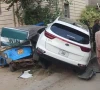 گاڑی کی رکشا کو ٹکر سے کمسن بچی جاں بحق، خاتون زخمی