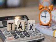 کتنی تنخواہ پر اب کتنا ٹیکس کٹے گا؟ کیلکولیٹر کے ذریعے جانیں