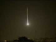 جنگ بندی کیلئے مذاکرات کی خبروں کے درمیان ایران کے امریکا و اسرائیل کیخلاف میزائیل حملے جاری