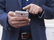 فون کے لاؤڈاسپیکر سے بات کرنے پر شہری پر بھاری جرمانہ