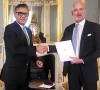 برطانیہ میں تعینات ہونے نیے پاکستانی ہائی کمشنر نے اپنی سفارتی اسناد پیش کر دیں