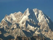 پاکستانی کوہ پیماؤں کا بڑا کارنامہ، ملک کا نام روشن کردیا