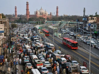پنجاب میں موٹر سائیکل، کار اور کمرشل گاڑی مالکان کے لیے اچھی خبر