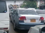 کراچی: پانی کےبہاؤ سے کورنگی کراسنگ ندی اور کازوے تیسرے روزبھی بند، اطراف کی سڑکوں پر شدید ٹریفک جام