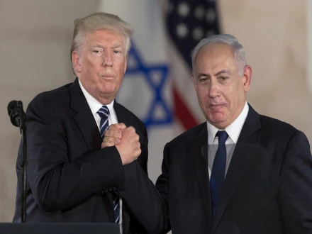 امریکی صدر ٹرمپ نے دھمکی دی کہ حماس نے ہتھیار نہ پھینکے تو ان پر قیامت ٹوٹ پڑے گی