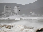 طاقتور سمندری طوفان ویتنام کے ساحلی علاقوں سے ٹکرا گیا، ملک میں ایمرجنسی نافذ