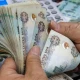 شارجہ میں سرکاری ملازمین کیلئے بڑی خوشخبری، کم از کم آمدن 20 ہزار درہم مقرر