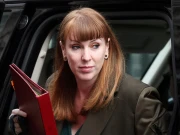 برطانوی نائب وزیراعظم گھر کی خریداری پر کم ٹیکس ادا کرنے پر عہدے سے مستعفی 