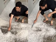 عمر گل کی گھر کے باہر سے اولے ہٹانے کی ویڈیو سامنے آگئی