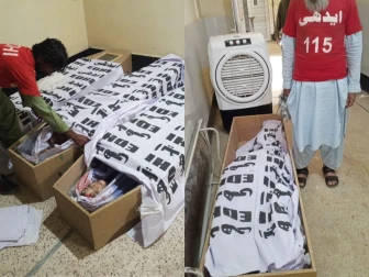 دانہ سر بس حادثے میں جاں بحق 26 افراد کی شناخت مکمل، نجی ٹرانسپورٹ کمپنی کا دفتر سیل