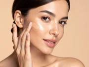 25 سال کی عمر کے بعد جلد کو جھریوں سے کیسے بچائیں؟
