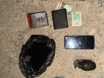 حیدرآباد سے کالعدم ایس آر اے کا مطلوب دہشت گرد گرفتار، اسلحہ و بارود برآمد