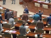 ایم کیو ایم کا کراچی میں پانی کی بندش کے خلاف سندھ اسمبلی میں شدید احتجاج