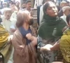 لاہور: ماں دوسرے شوہر کے ساتھ چلی گئی، عدالت کے باہر 8 بیٹیاں روتی رہیں، ویڈیو وائرل