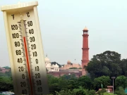 لاہور میں گرمی کی شدت میں اضافہ، درجہ حرارت 41 تک جانے کا امکان