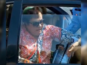 شیریں مزاری کی دوران گرفتاری مزاحمت کی ویڈیو منظرعام پر