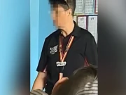 آسٹریلیا کے اسکول میں پڑھانے والا ٹیچر جو خود کو بِلی سمجھتا ہے
