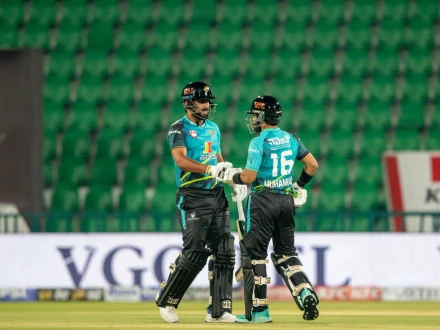 پی ایس ایل 11؛ راولپنڈیز کی اسلام آباد یونائیٹڈ کیخلاف بیٹنگ جاری