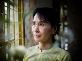 میری ماں قید تنہائی میں مر سکتی ہیں، آنگ سان سوچی