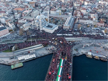 ترکیہ میں غزہ کے مظلوم فلسطینیوں سے اظہار یکجہتی کے لیے لاکھوں شہری سڑکوں پر نکل آئے