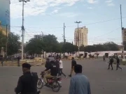 کراچی: پیٹرولیم مصنوعات کی قیمتوں میں اضافے،مہنگائی کیخلاف احتجاج، متعدد پی ٹی آئی کارکن زیر حراست