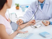 سندھ 20 سال سے بغیر ہیلتھ پالیسی اور ریگولیٹری اتھارٹی کے چل رہا ہے، طبی ماہرین کا انکشاف 