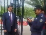 ایچ ای سی کے برطرف ایگزیکٹو ڈائریکٹر کی واپسی، عدالتی حکم کے باوجود دفتر میں داخلے سے روک دیا گیا