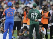 ایشیا کپ کے سب سے بڑے ٹاکرے میں پاک بھارت کپتانوں نے ہاتھ نہیں ملایا