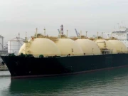 قطر سرپلس ایل این جی کارگوز منسوخ کرنے پر رضامند ہوگیا