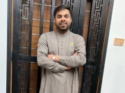  لاہور میں صحافی زین ملک پتنگ اڑاتے ہوئے چھت سے گر کر جاں بحق