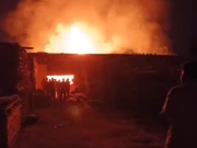 کراچی؛ بلدیہ مواچھ گوٹھ میں لکڑی کے گودام میں لگنے والی آگ پر قابو پالیا گیا