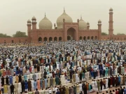 ملک بھر میں عیدالفطر مذہبی جوش و جذبے کے ساتھ منائی جا رہی ہے